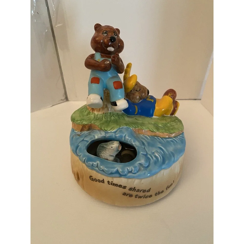 American Greetings-Vintage Music Box Bears With Jumping Fish 